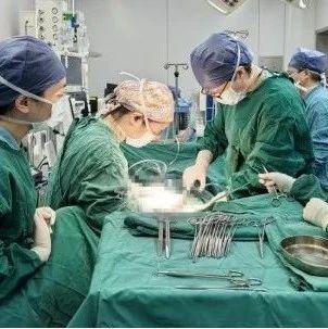 尝试网红“火锅催产法”，孕妇与胎儿感染致命病菌！医生提醒：别跟风！