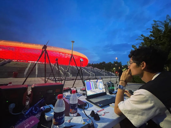 ▲李浩然在工作现场 受访者提供