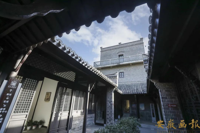卫立煌故居陈列馆由