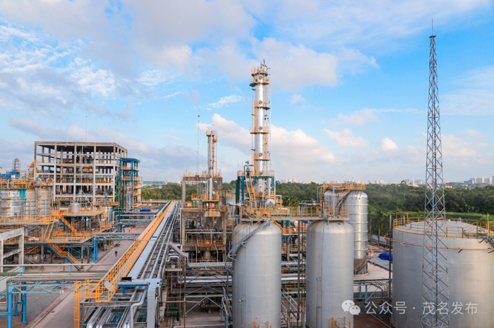 众和公司丁苯透明抗冲树脂装置。