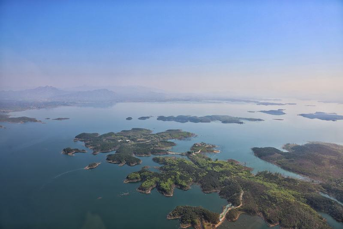 2024年5月，俯瞰密云水库。资料图片/新京报记者 陶冉 摄