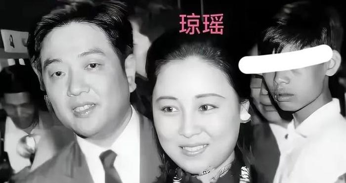 琼瑶母亲袁行恕早看透平鑫涛：他看重我女儿为他赚钱，想人财两得