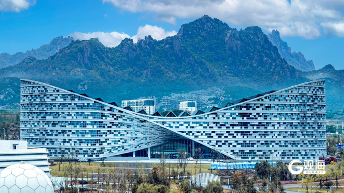 西海岸未来文化中心的海洋图书馆。