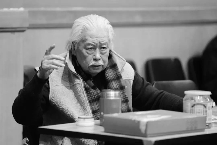 顾威在北京人艺排练厅。李春光摄