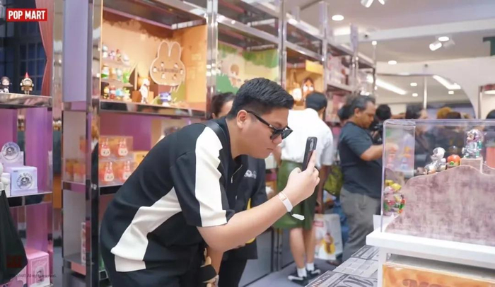 泡泡玛特部分热门款补货到位，Labubu二手整体交易价格逐渐回落