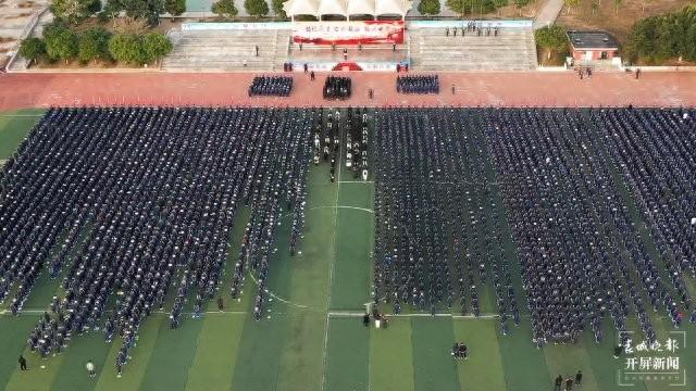 大理宾川高平一中举行国家公祭日祭奠活动