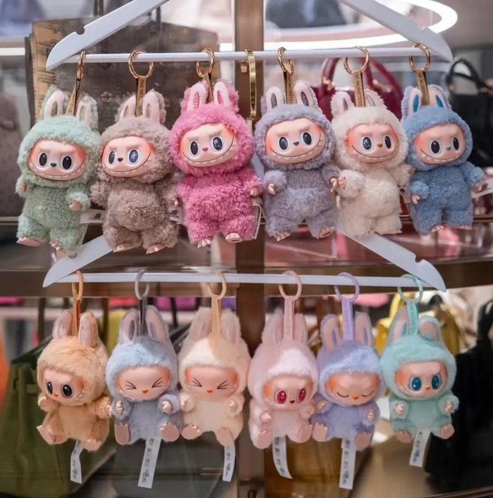 泡泡玛特Labubu