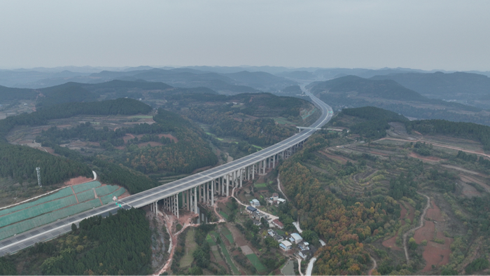 成绵高速扩容项目航拍