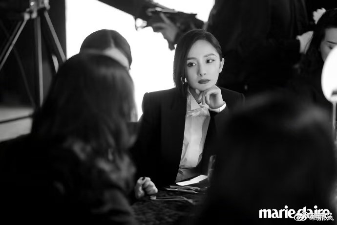 嘉人总监官宣冰俪幂诗唐妮参加盛典!李冰冰、孙俪、杨幂、刘诗诗、唐嫣、倪妮!|唐妮|嘉人|倪妮_新浪新闻