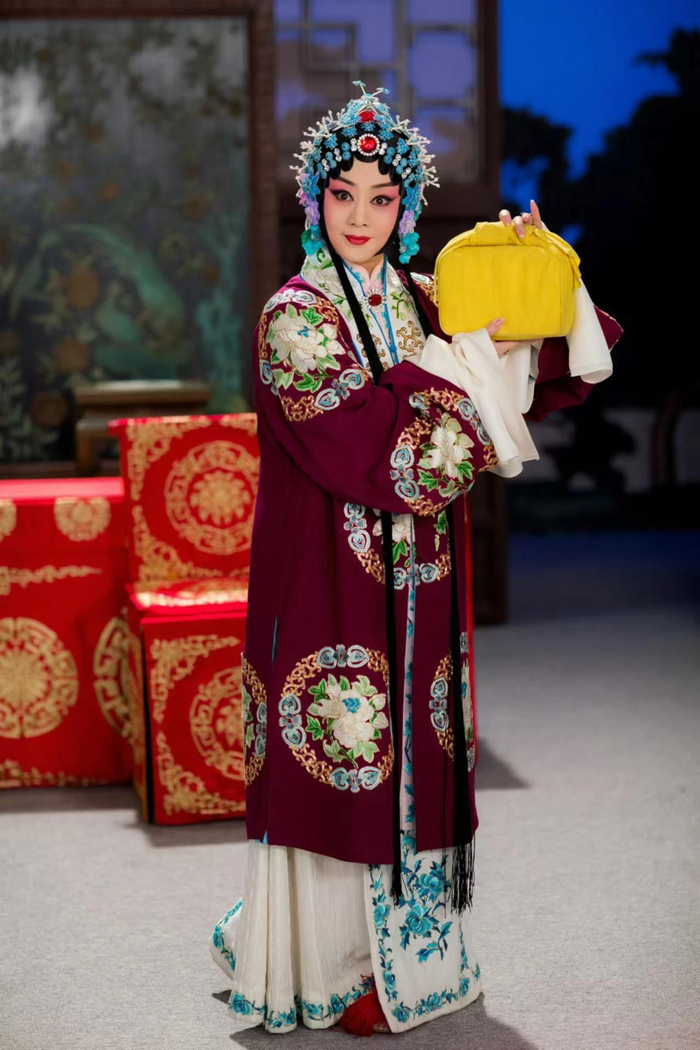 于魁智,李胜素领衔主演,京剧《穆桂英挂帅》成都上演