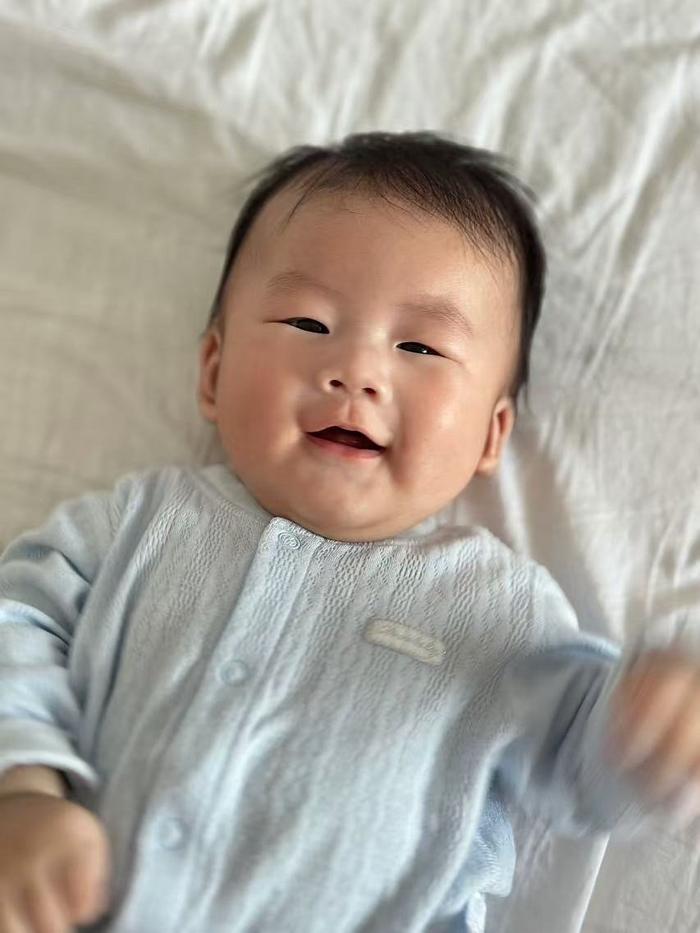 孩子过百日那天，朋友问我，为人父母什么感觉？