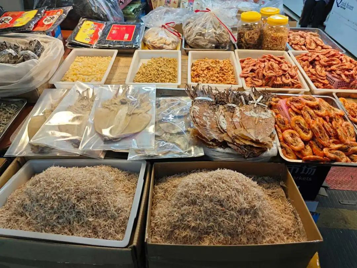 琳琅满目的干货。章渝婷 摄