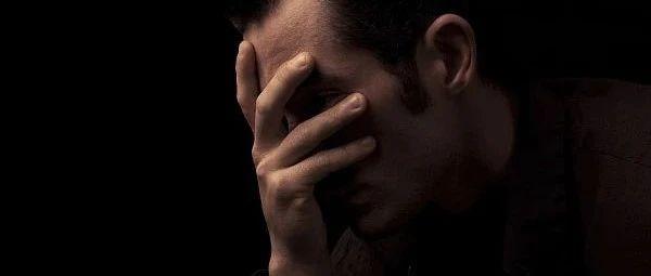 结婚18年才发现! "感觉天塌了" 妻子喊冤: 我们没发生关系…