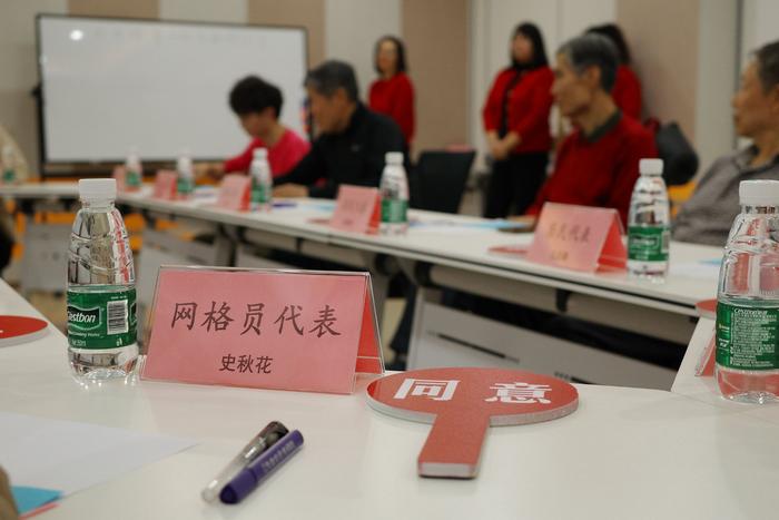 聘请大学毕业生编撰故事网上算命骗钱 诈骗团伙被端掉