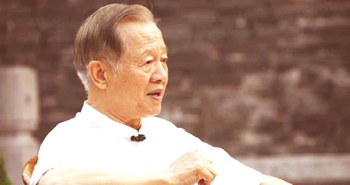 这个字做不好的人，不太可能有好运，更不可能太顺！