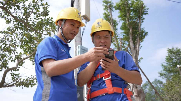 江门电信在龙眼坑村开通5G基站