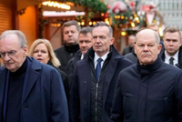 车辆冲撞人群事件已致5人死亡 德国降半旗志哀