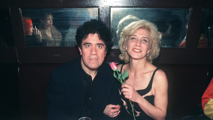 玛丽萨·帕雷德斯与导演阿莫多瓦