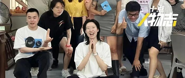 中国第一个男性情爱班：教做家务，挑卫生巾，去爹味儿