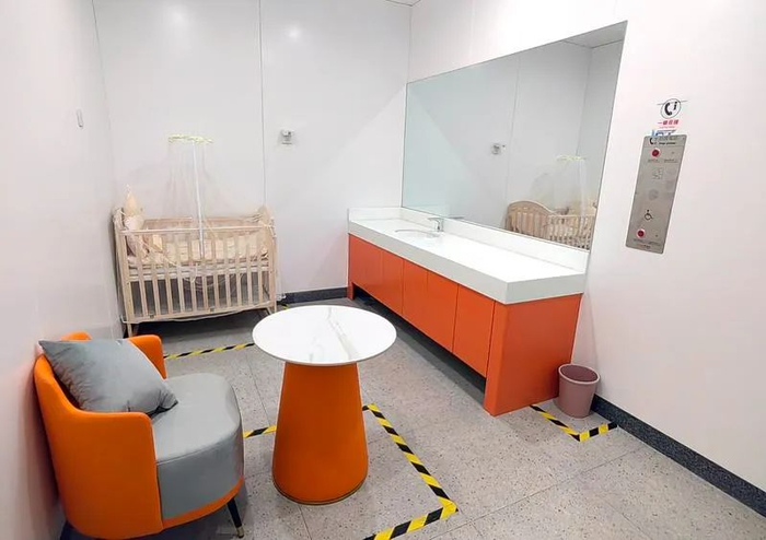 ▲1号线全程有10个站点设有母婴室