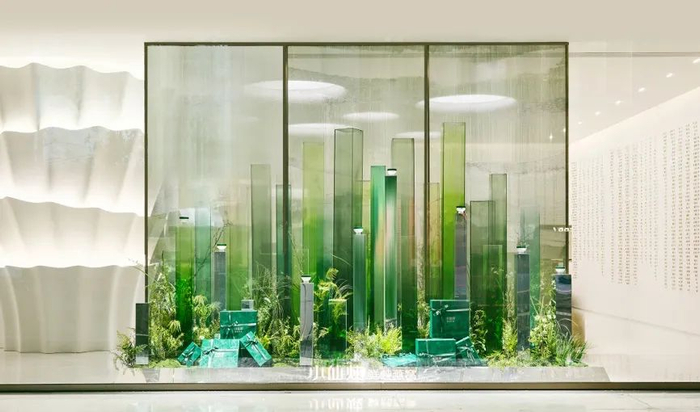 小仙炖上海旗舰店加里曼之星橱窗