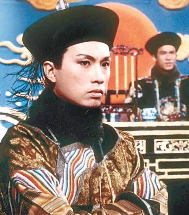 《状王宋世杰》里的赖三,《男亲女爱》里的老油条等等.