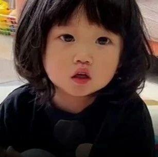 被幼儿园退学，被同学家长“拉黑”，女儿确诊这个病后，我的人生彻底变了