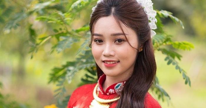 花有四季开，人无再重来！