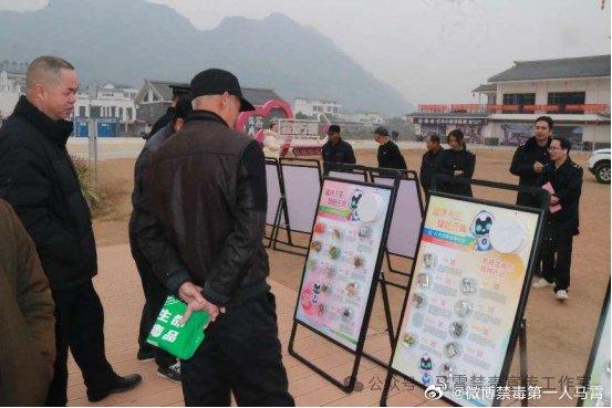 不管你是在风雨里， 还是在山水里， 生命的意义， 就在于把那些经过的日子…