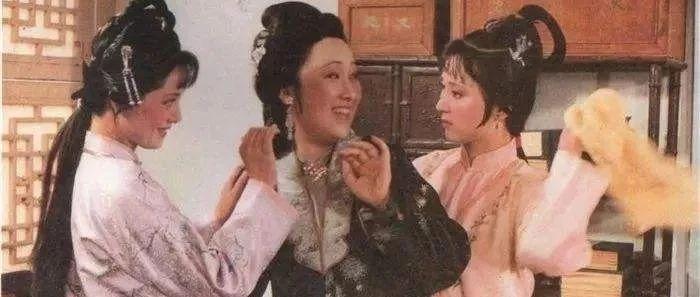 读了3遍《红楼梦》才知道，人生最大的贵人是母亲