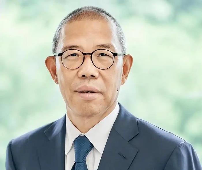 睒睒在接受央视主持人采访时，就网络暴力和仇恨情绪表达了自己的看法