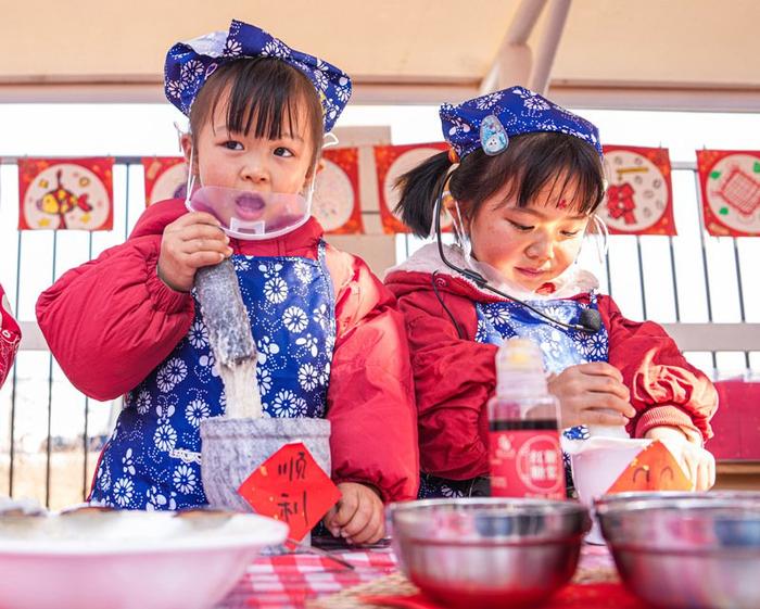 幼儿欢乐迎新年
