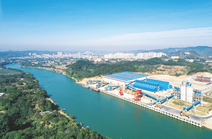 ③南宁港隆安港区宝塔作业区新建码头。 （潘浩 摄）