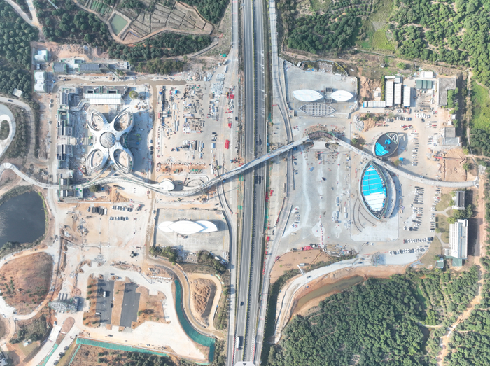 包茂高速柏桥服务区总体航拍图。