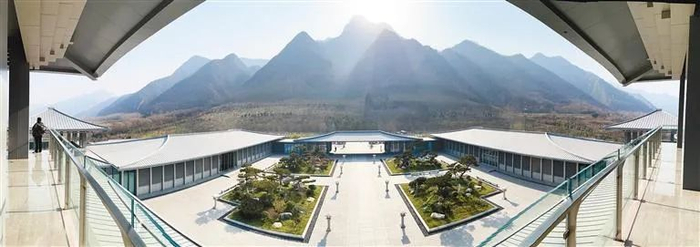 地面以下便是洞藏区