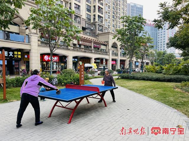 儿童友好型口袋公园成为附近居民休闲娱乐锻炼的新去处。