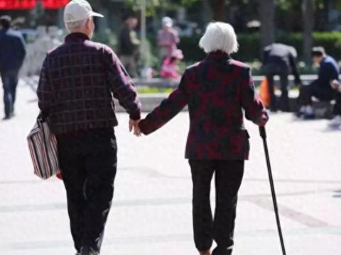 女人退休之后，不管多有本事，也别做以下三件糊涂事