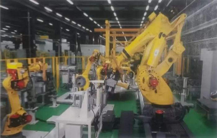 FANUC机器人工厂（来源：FANUC企业简介彩页）