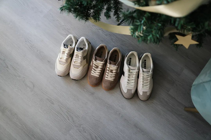 那么下面就来看看，这个新年最值得入手的新鞋有哪些吧~