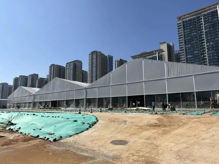 上盖场篷房