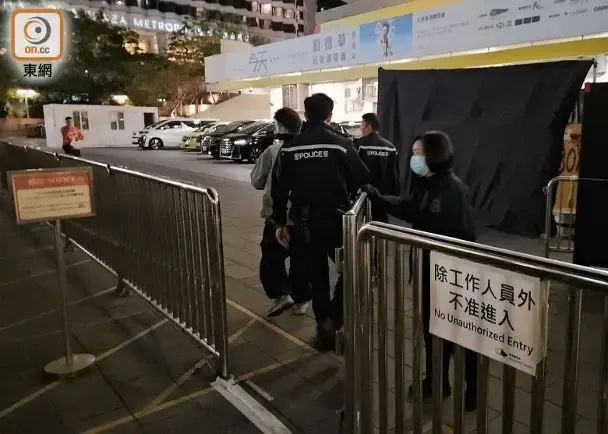 警方在场调查。