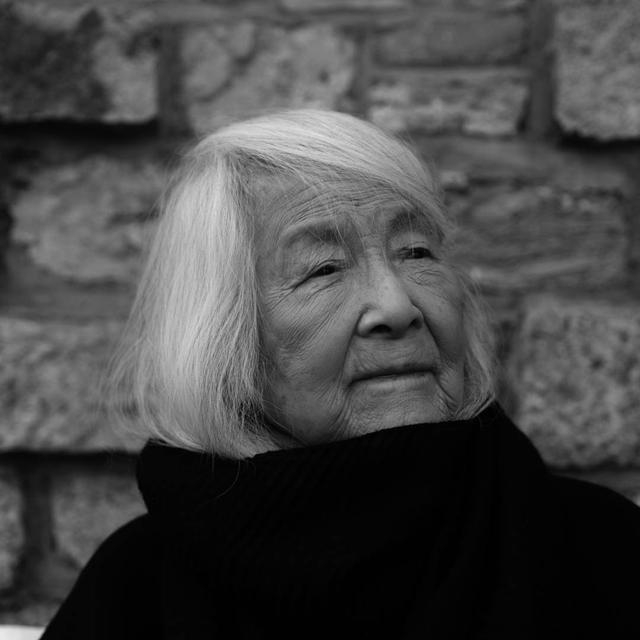 灰娃（孙女关关提供图片）