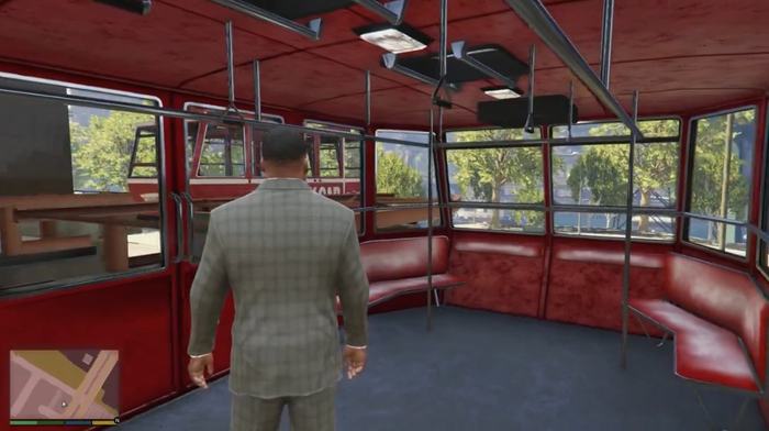 坐车时没有过场CG，人物仍可操控——X@videotechuk_