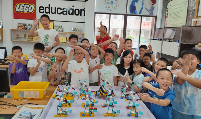 培养未来人才，浙江省中小学推动人工智能教育进校园|杭州市|温州市|绍兴市|舟山市|杭州师范大学_新浪新闻