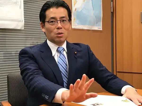 日本首相福田为什么辞职_日本福田首相_