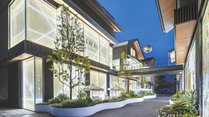 迪奥在成都打造全新高能级首店，完美诠释迪奥时装屋与法式生活艺术的精髓。