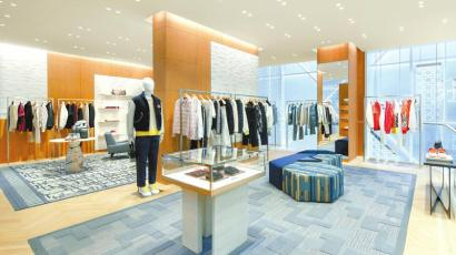 迪奥成都太古里男装精品店陈列氛围。