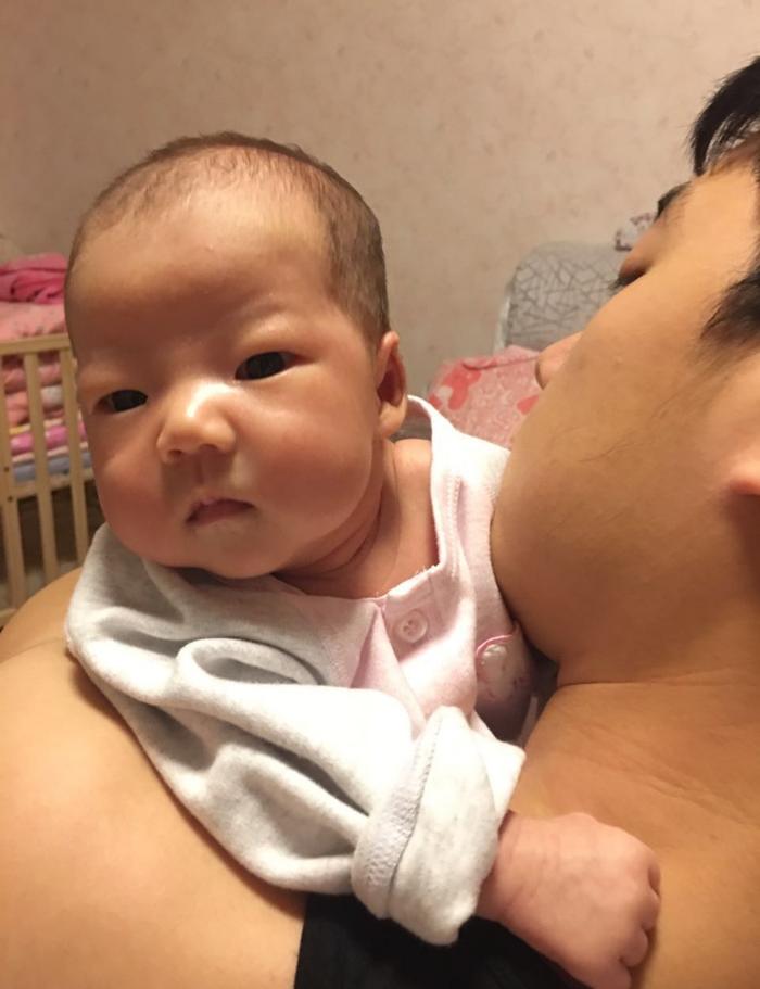 小孩婴儿时期和长大之后， 容貌变化很大