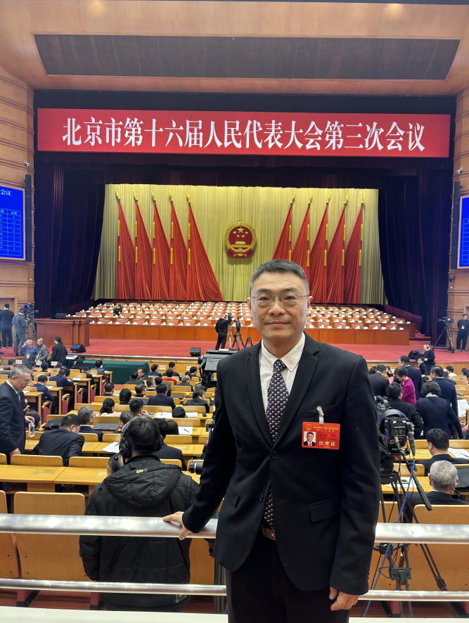 市人大代表、台盟东城区委主委陈小兵。受访者供图