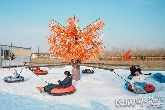 廊坊御龙河冰雪嘉年华图片